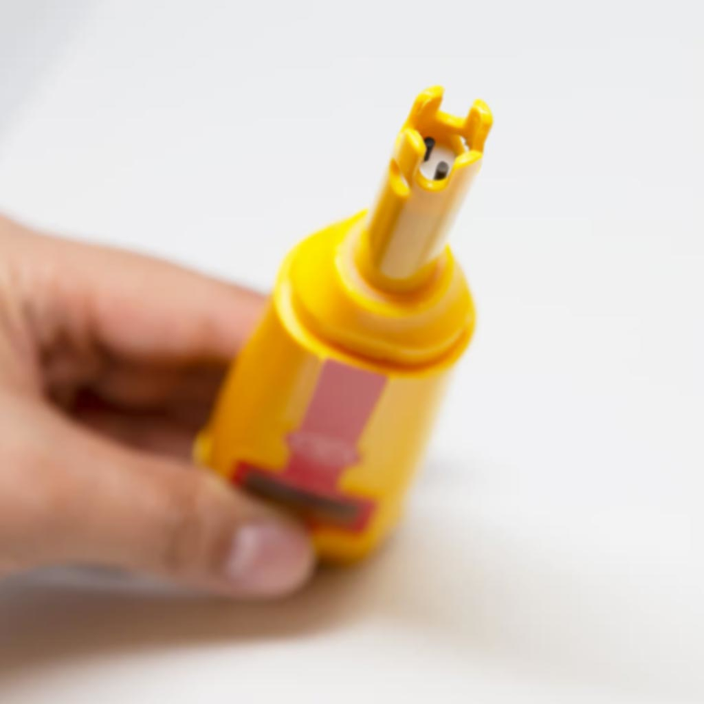 5052 Saltwater Salinity Tester (0-100 ppt, ±1.5% Accuracy) for Aquariums, Aquaculture, & Environmental Monitoring (3).png